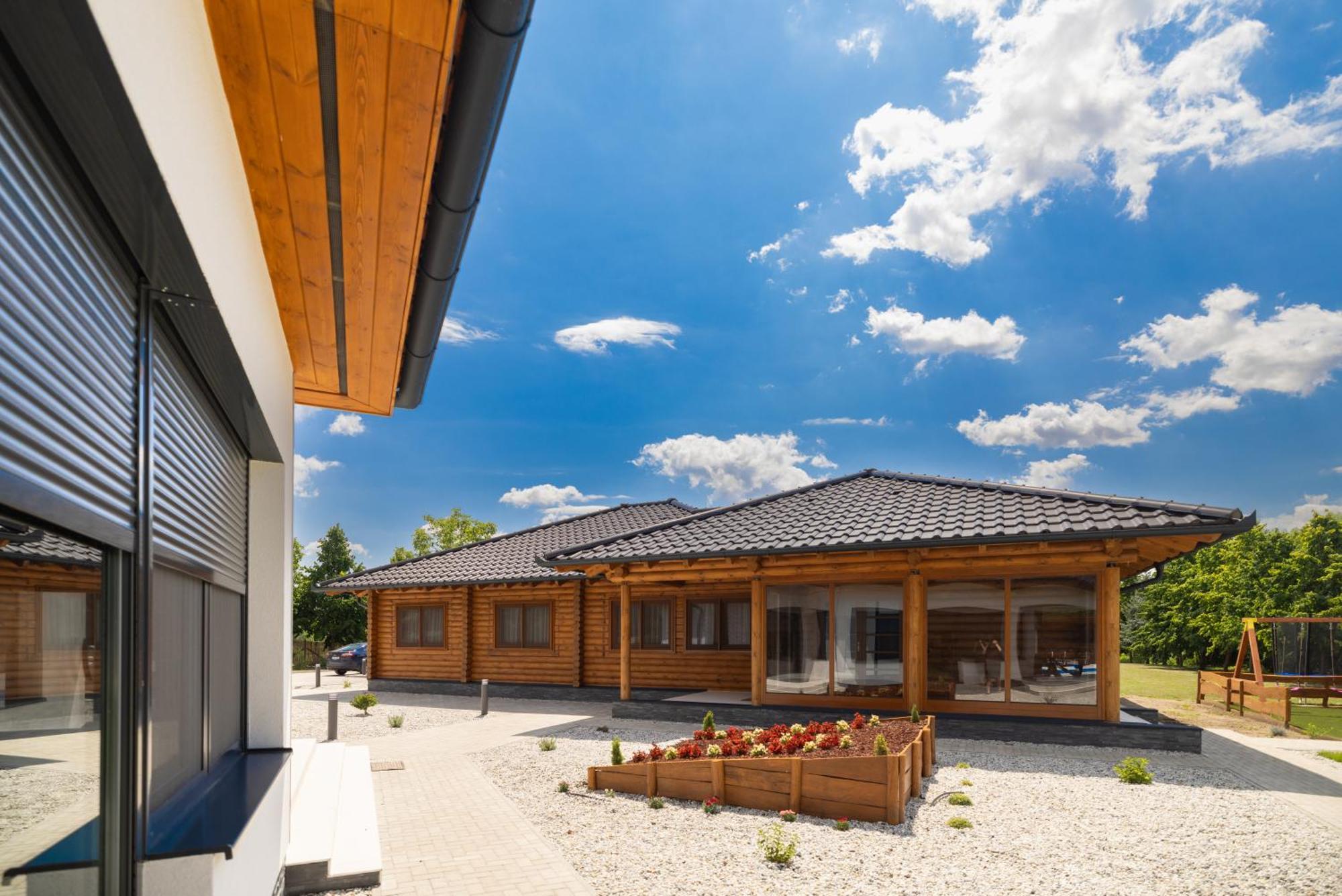 Mitosz Apartman Gyomaendrőd 外观 照片